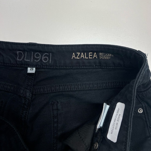 DL1961 Azalea Relaxed Skinny Jean in Nemesis Black Size 28” Distressed REVOLVE - Picture 5 of 13